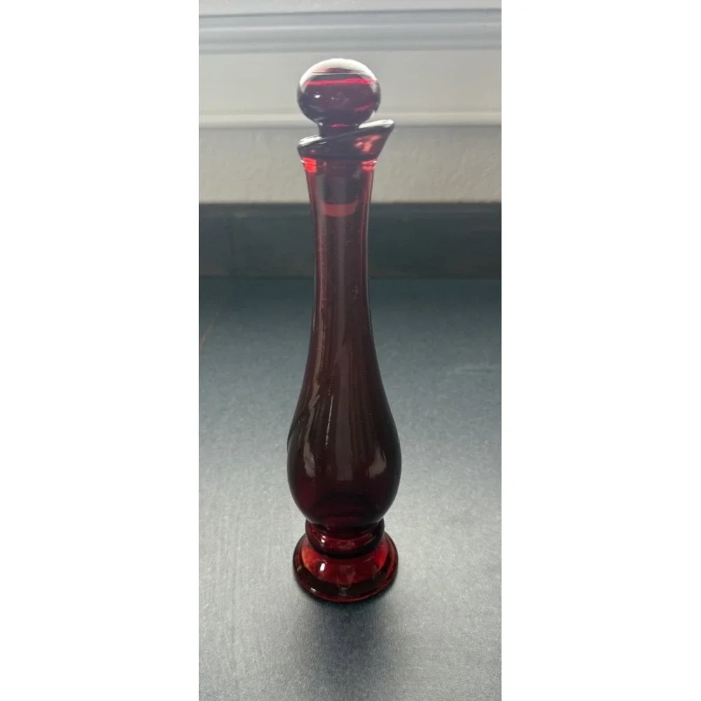AVON Vintage Ruby Red Bud Vase Glass 8